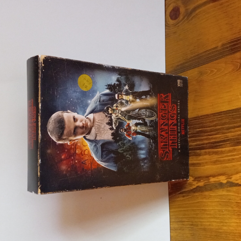 Stranger Things Blu-ray Season 1 2 disk set